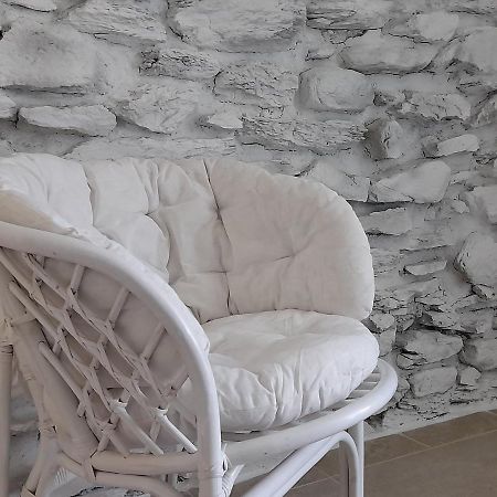 Ape Bianca - Appartamento Rosmarino Colico Exteriör bild