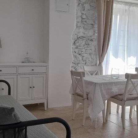 Ape Bianca - Appartamento Rosmarino Colico Exteriör bild